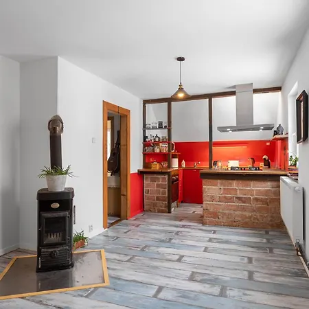 Apartment Elements & Karlos Horni Blatna